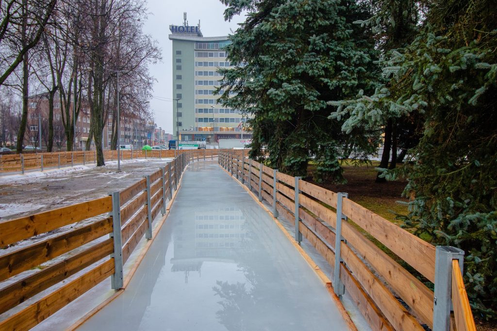 Connected skating path at the seasonal Unity Square ice rink in Daugavpils