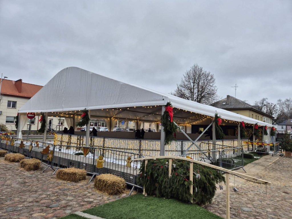 Complete rental package for the Gargždai seasonal ice rink