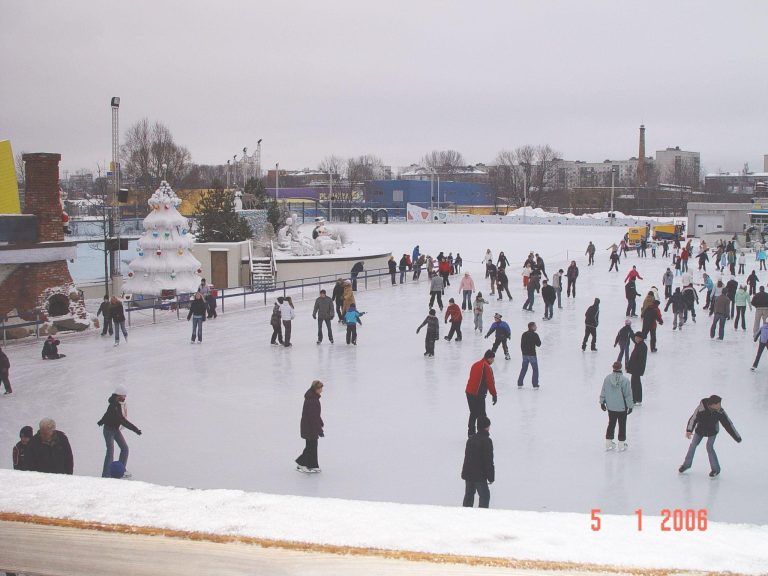 Public skating at the seasonal outdoor ice arena at LIDO Riga