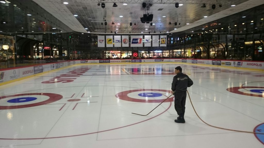 Siauliai Akropolis indoor ice arena in operation